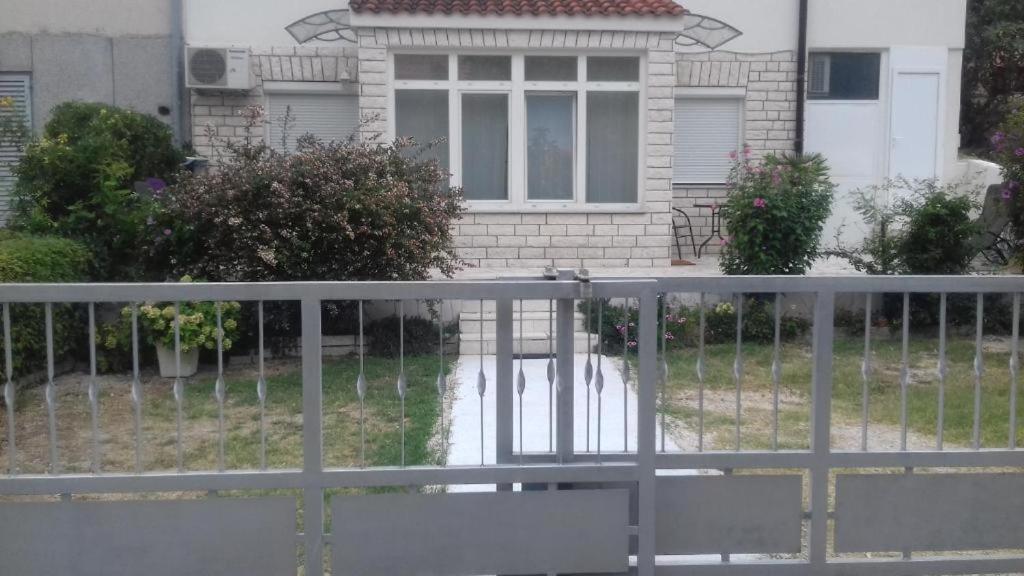 Apartman Oleander Split Bagian luar foto